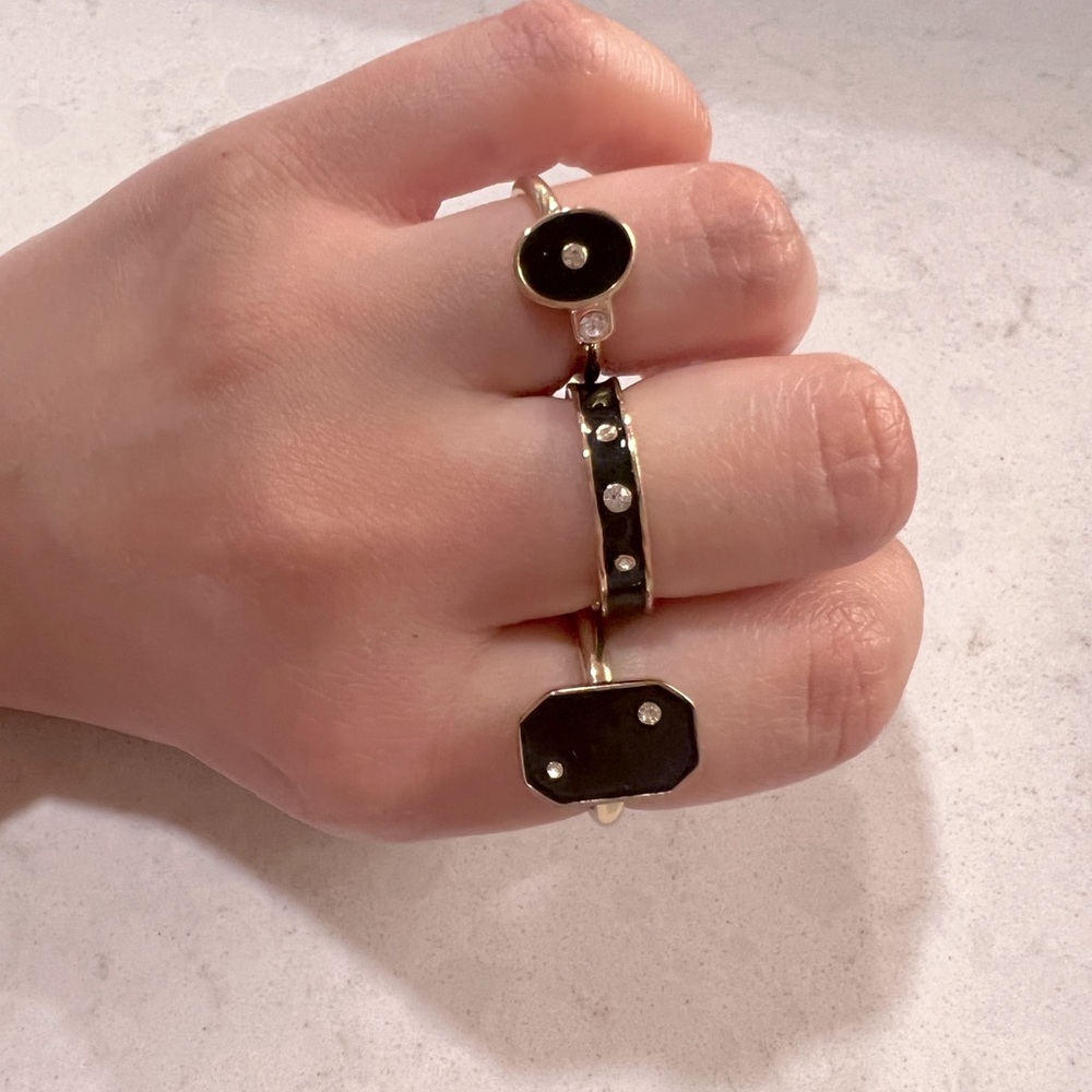 Set of three rings